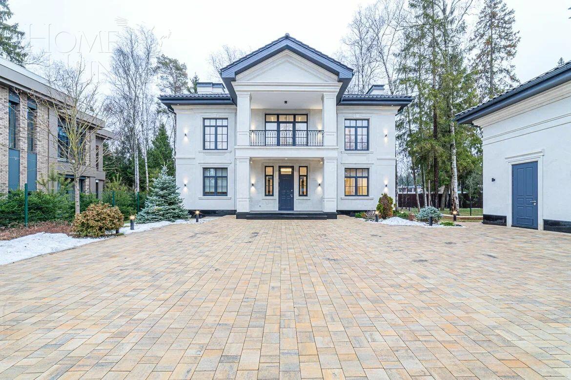 2-этажный коттедж 500 м² с отделкой