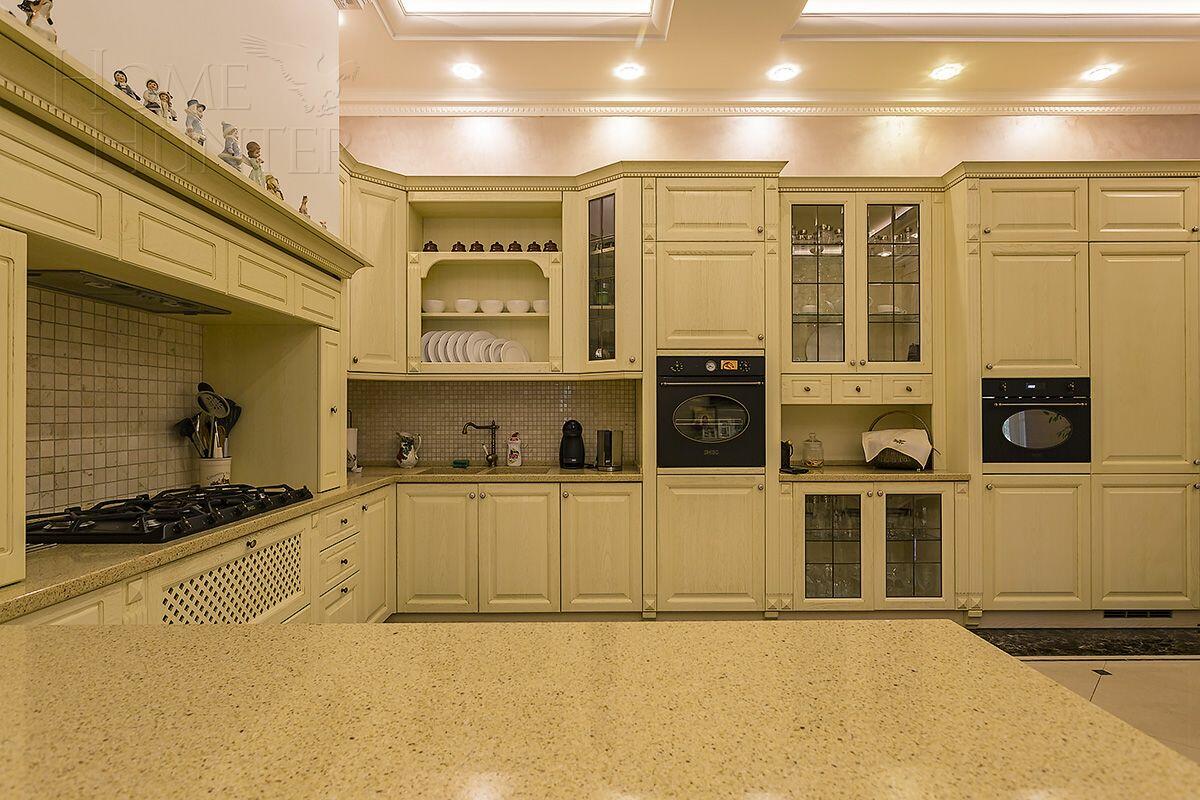 2-этажный коттедж 1 350 м² с отделкой