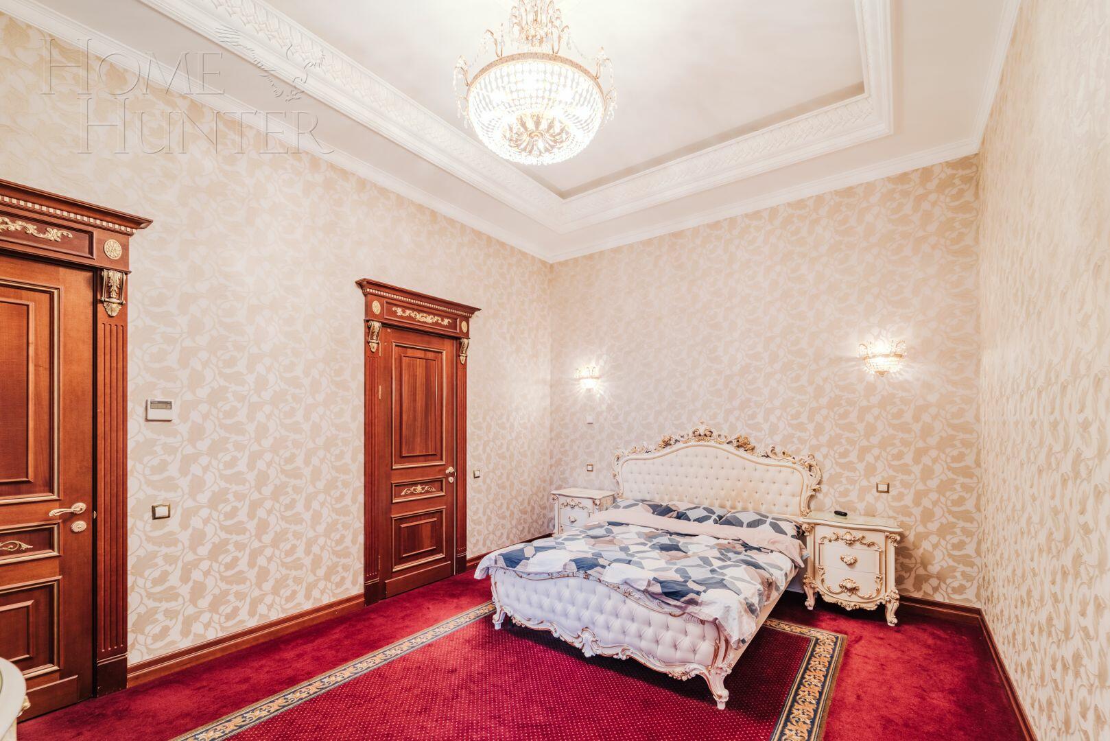 2-этажный коттедж 1 200 м² с отделкой