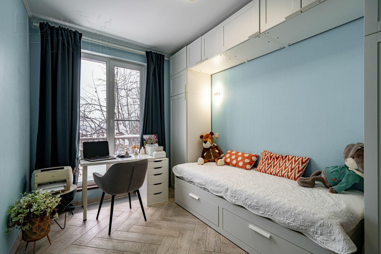 3-этажный коттедж 300 м² с отделкой