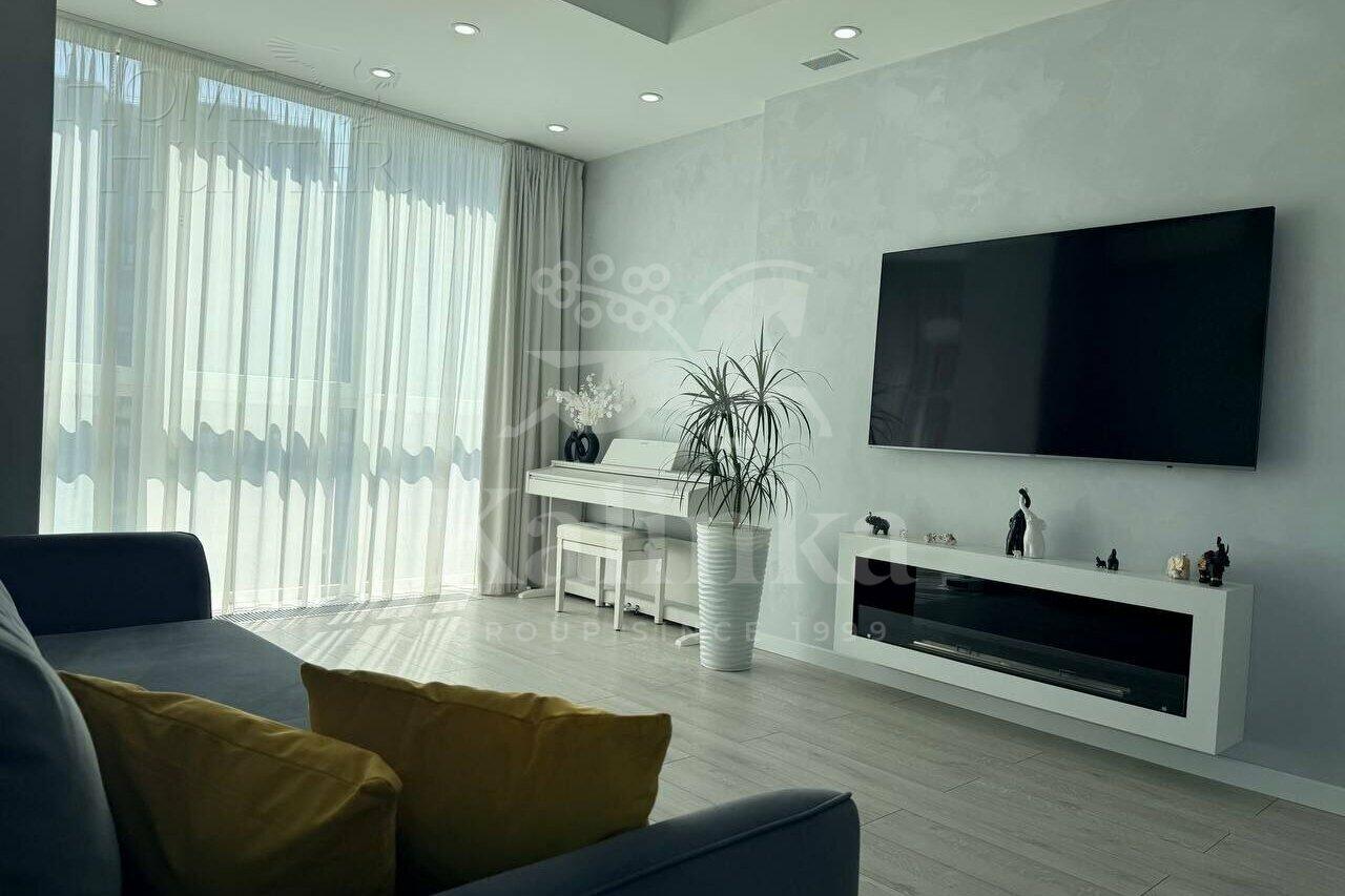 4-КОМН. КВАРТИРА С ОТДЕЛКОЙ 105 М² НА 17 ЭТАЖЕ