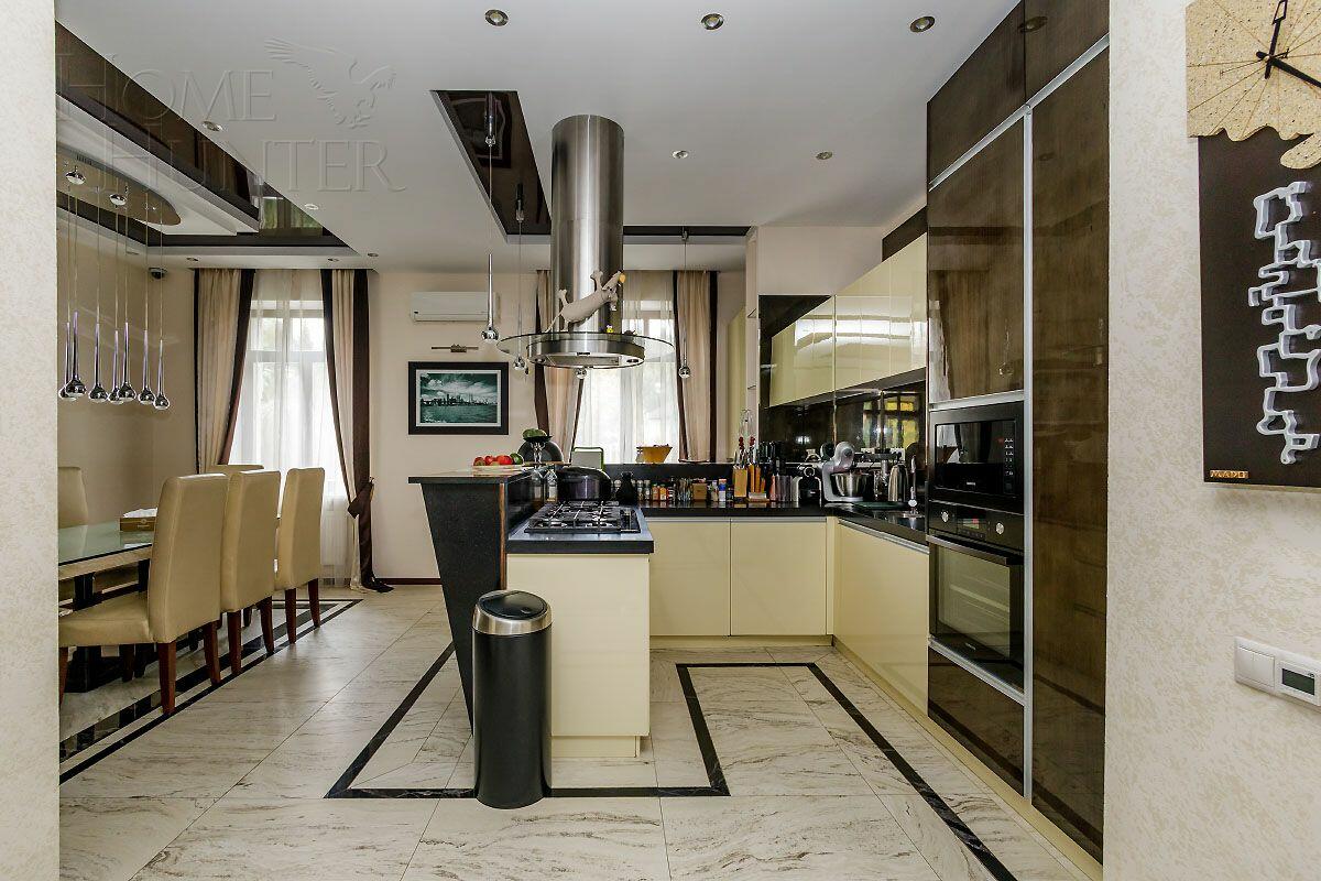 2-этажный коттедж 680 м² с отделкой
