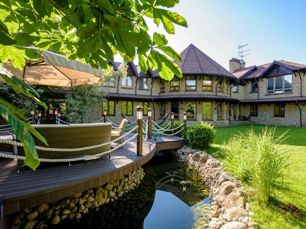 2-этажный коттедж 960 м² с отделкой