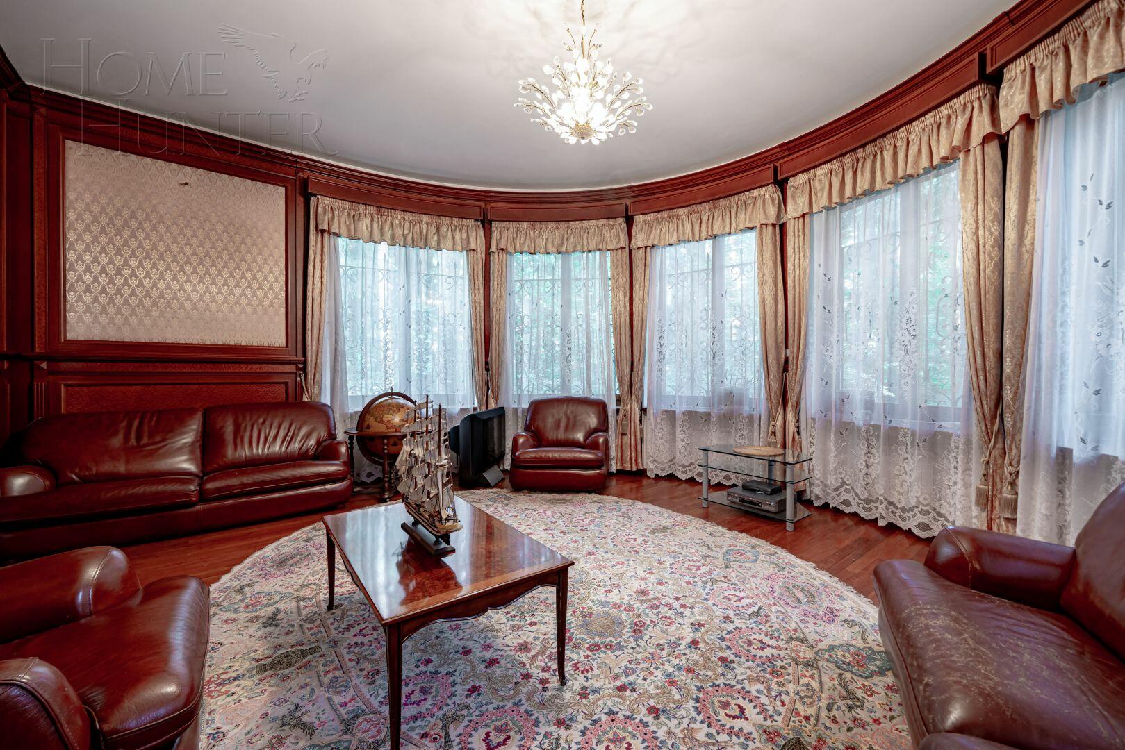 2-этажный коттедж 700 м² с отделкой