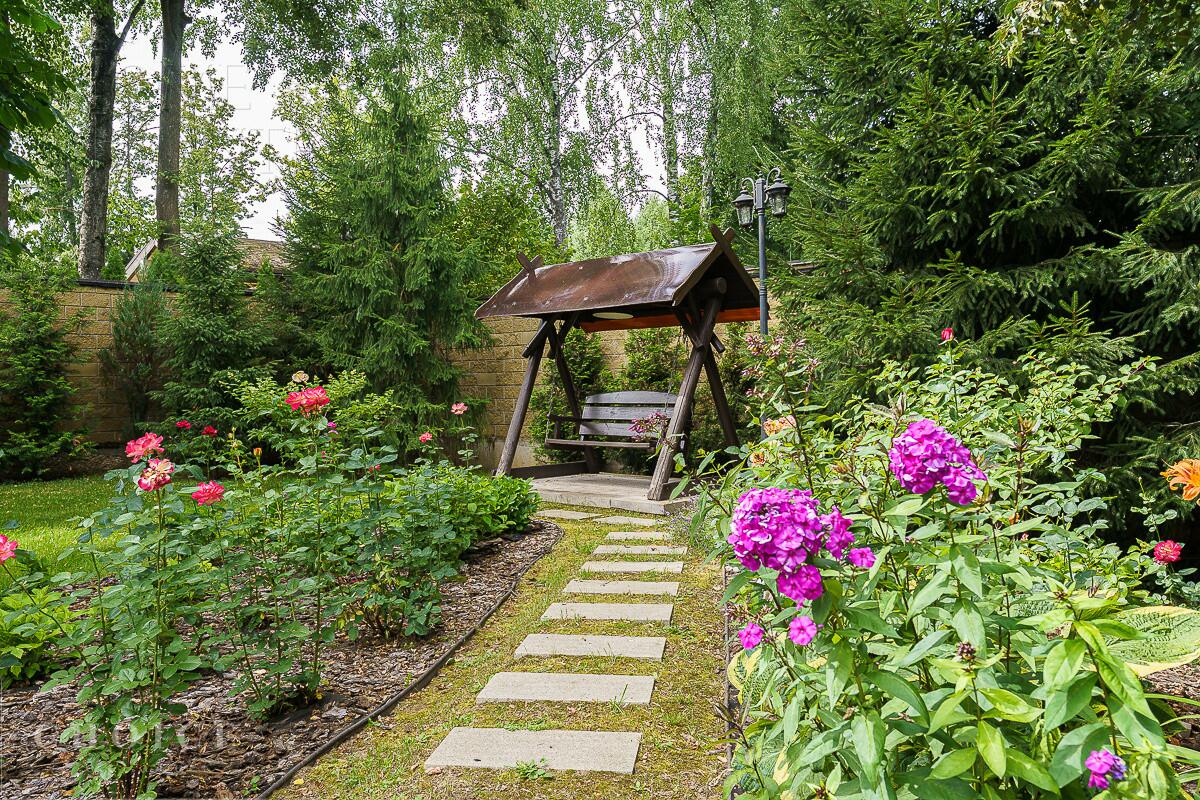 3-этажный коттедж 2 000 м² с отделкой