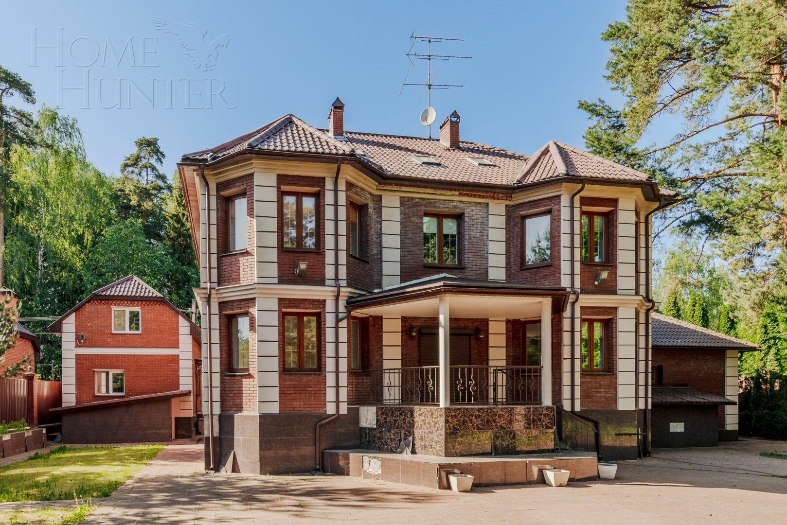 2-этажный коттедж 600 м² с отделкой