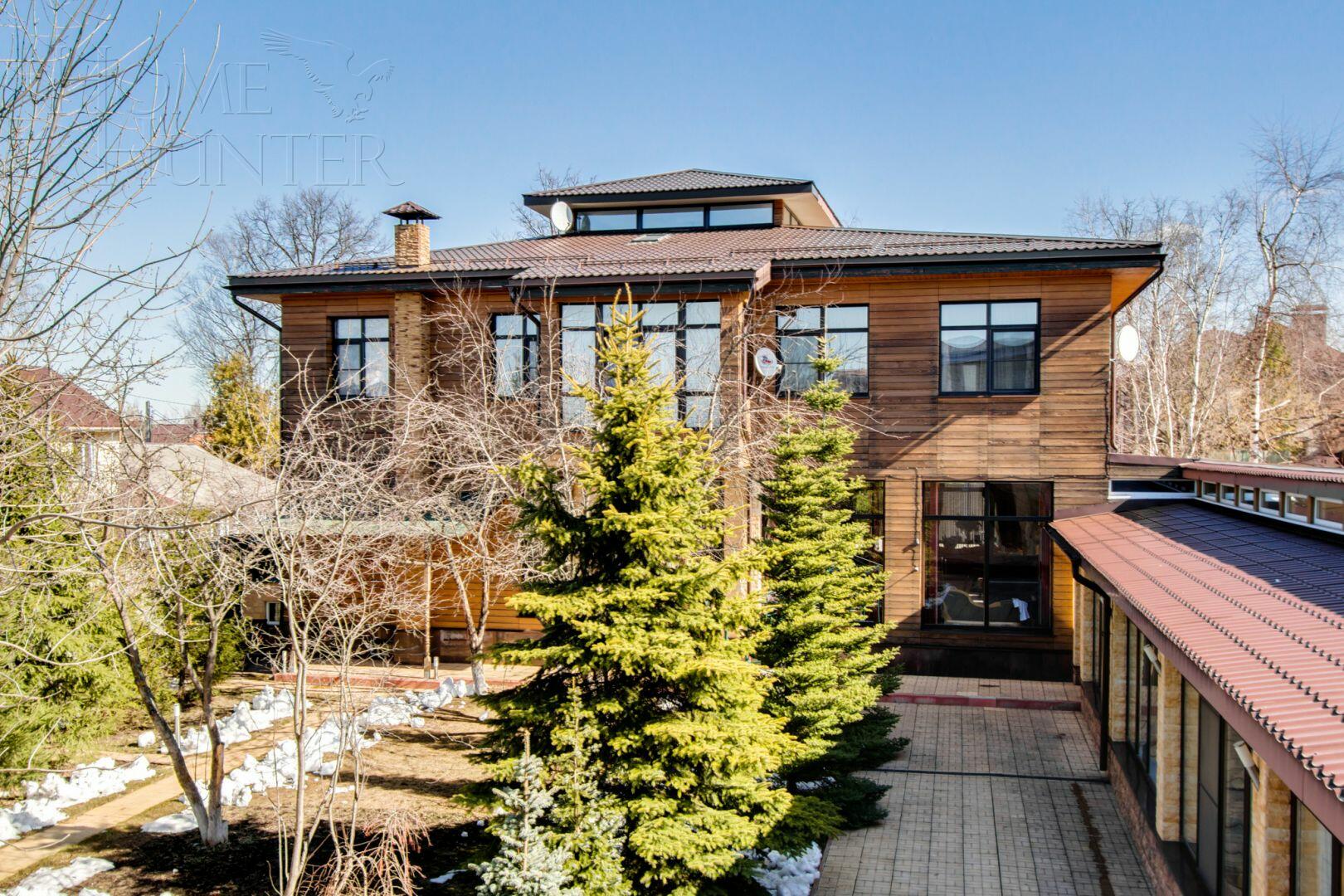 2-этажный коттедж 1 350 м² с отделкой