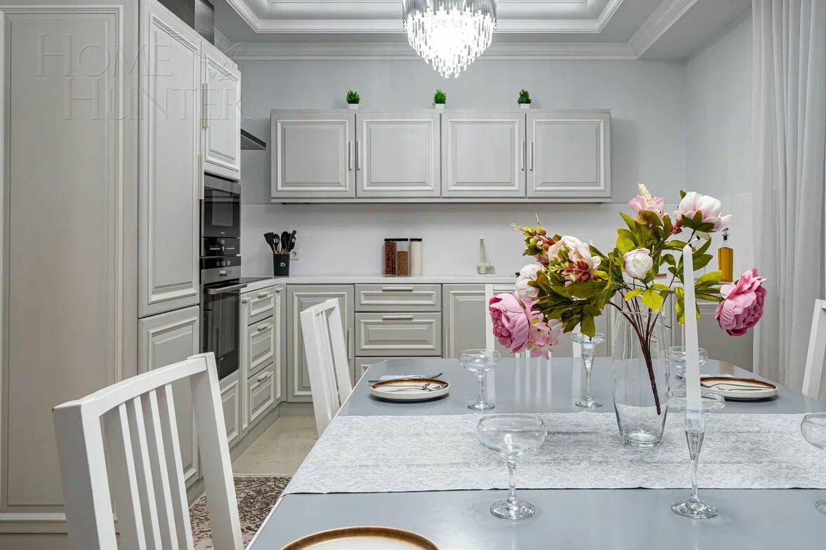 2-этажный коттедж 300 м² с отделкой