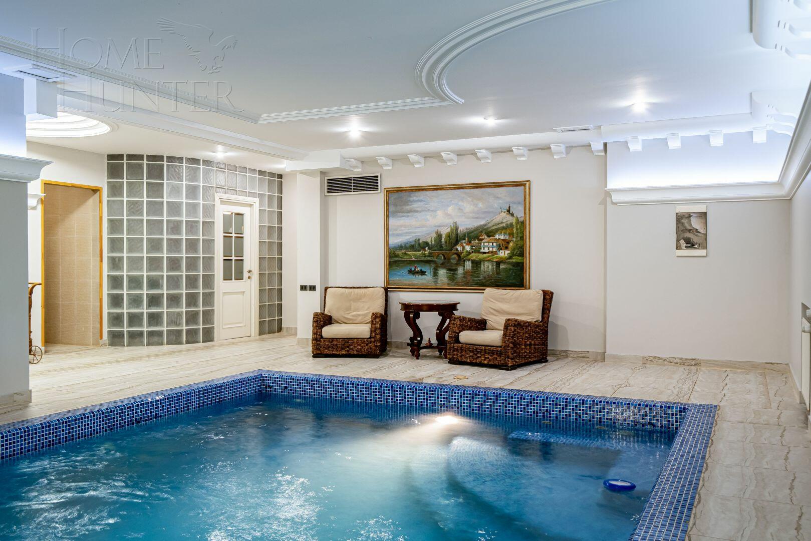 2-этажный коттедж 850 м² с отделкой