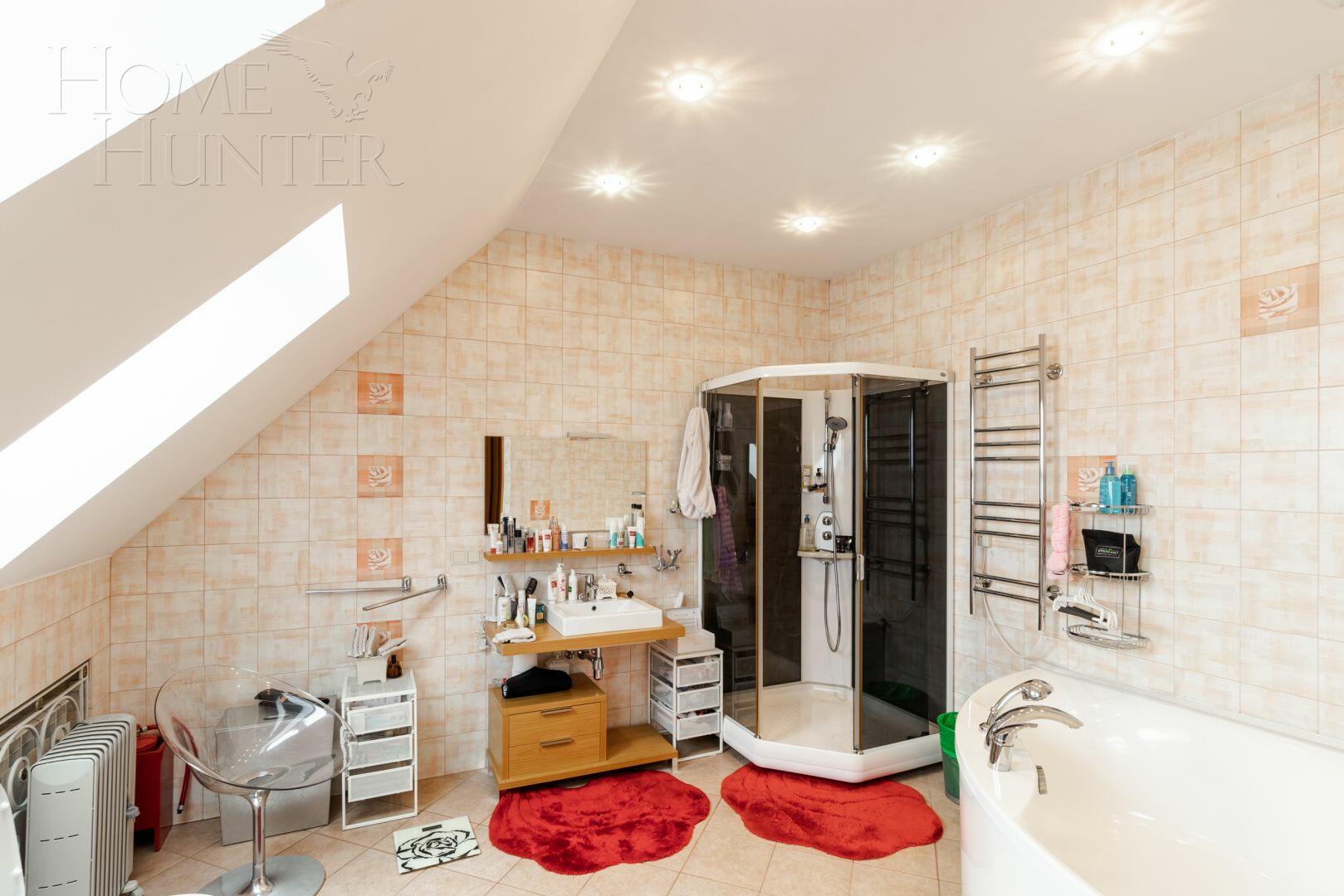 2-этажный коттедж 500 м² с отделкой