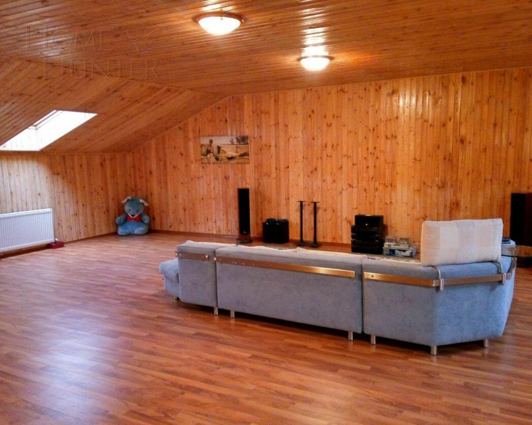 3-этажный таунхаус 280 м² с отделкой