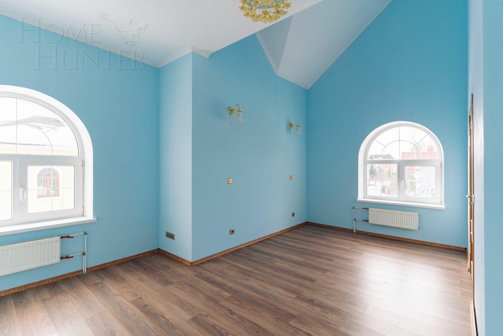 2-этажный коттедж 372 м² с отделкой