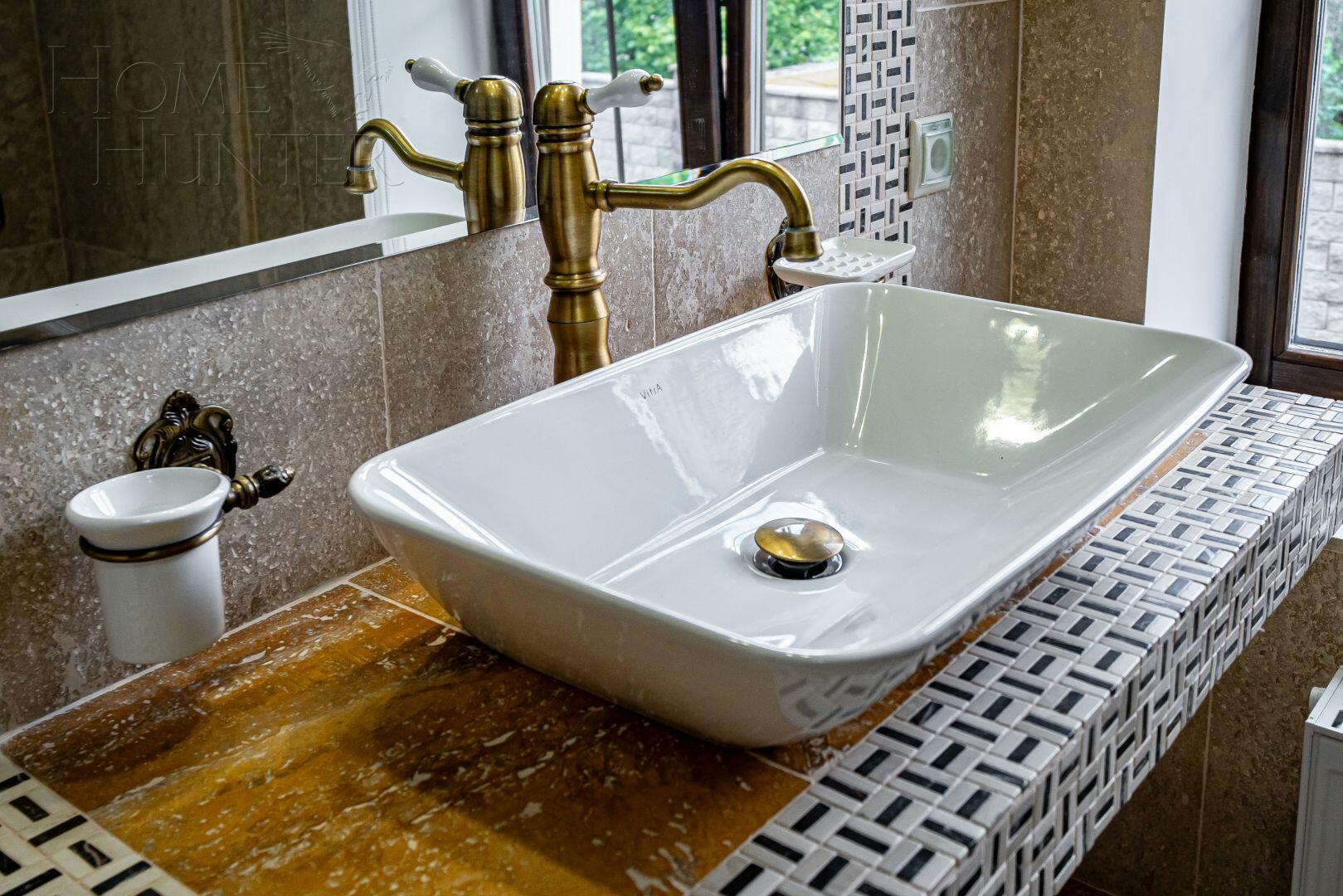 2-этажный коттедж 1 150 м² с отделкой