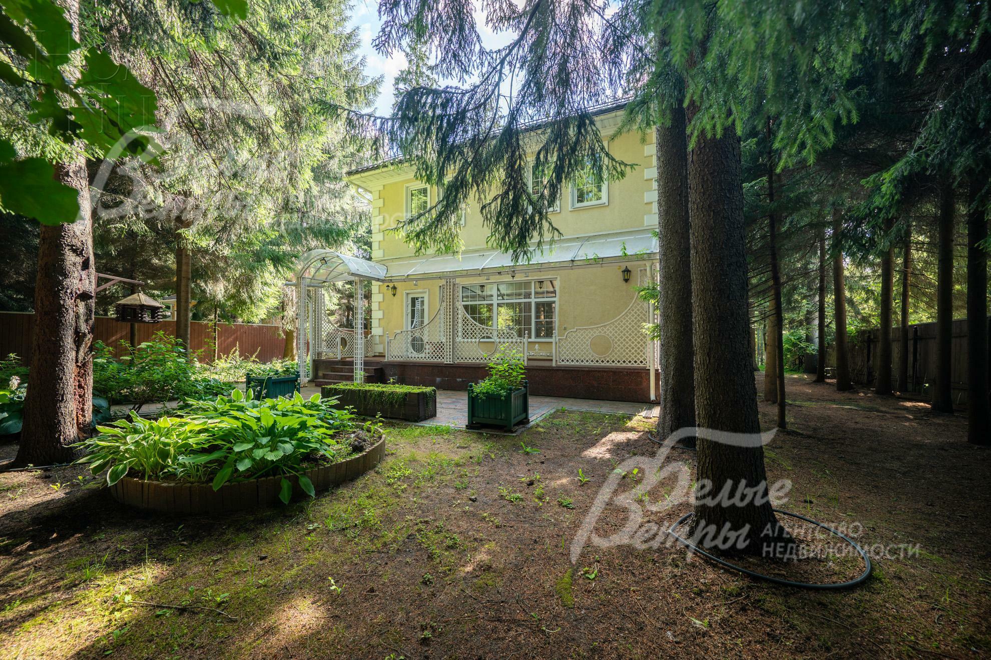 2-этажный коттедж 378 м² с отделкой