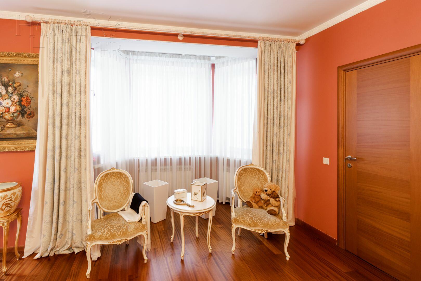 2-этажный коттедж 500 м² с отделкой