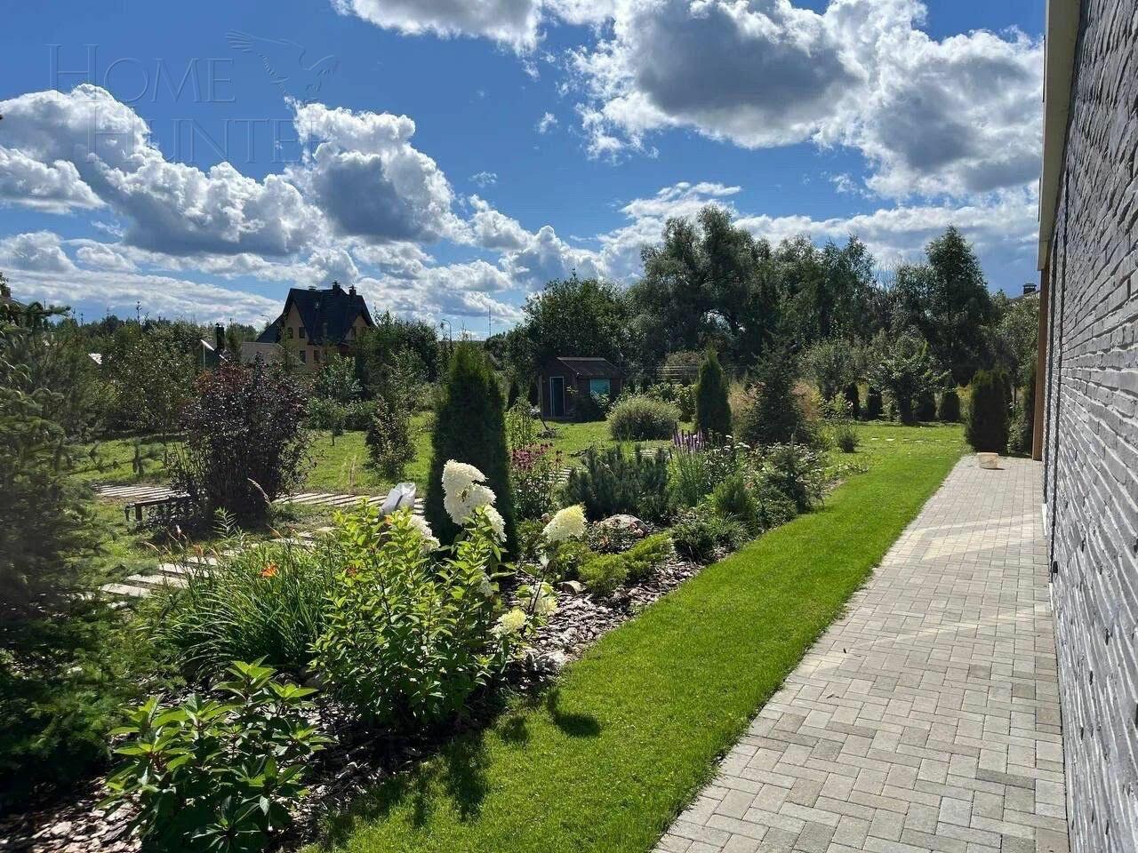 2-этажный коттедж 350 м² с отделкой