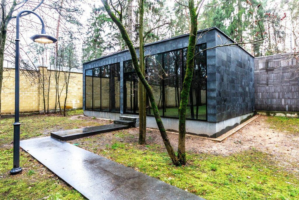 2-этажный коттедж 680 м² с отделкой