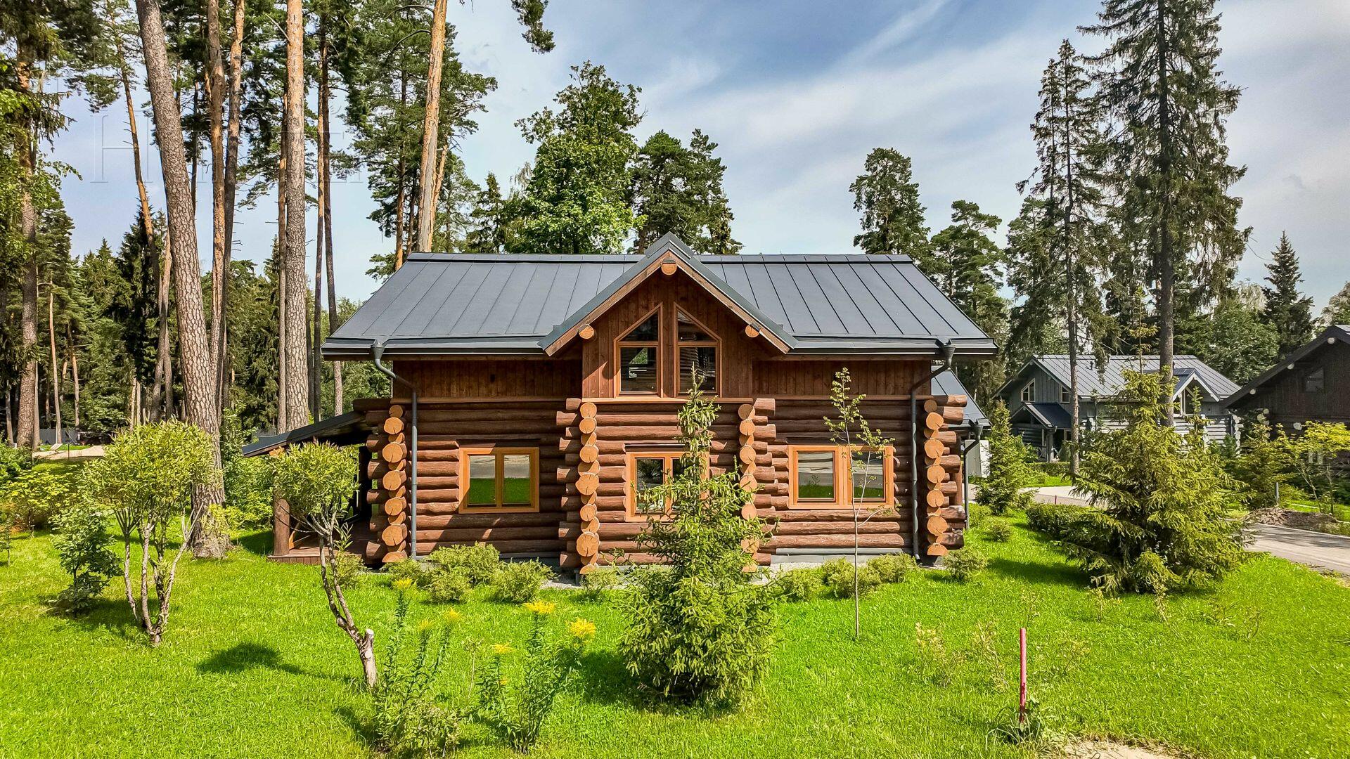 2-этажный коттедж 270 м² с отделкой