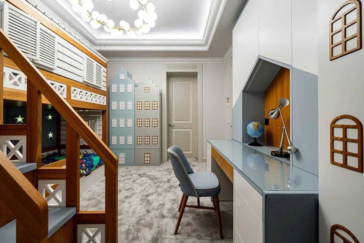 2-этажный коттедж 300 м² с отделкой
