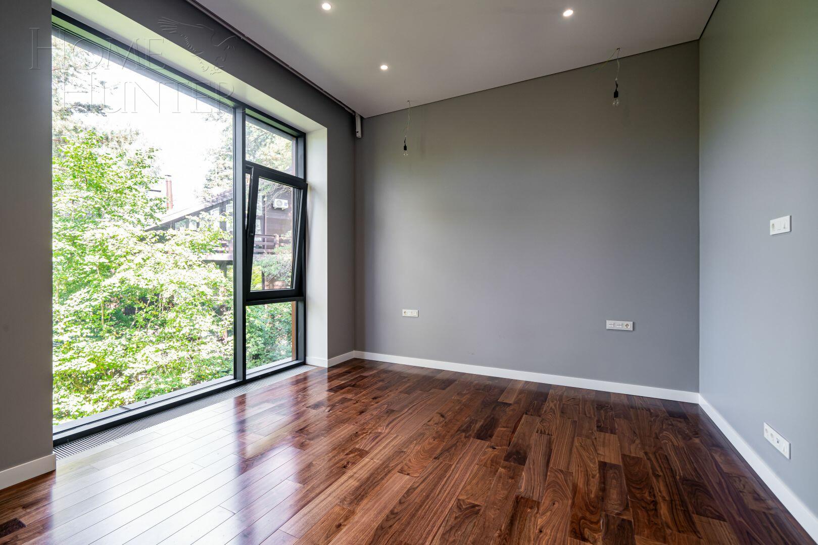 2-этажный коттедж 650 м² с отделкой