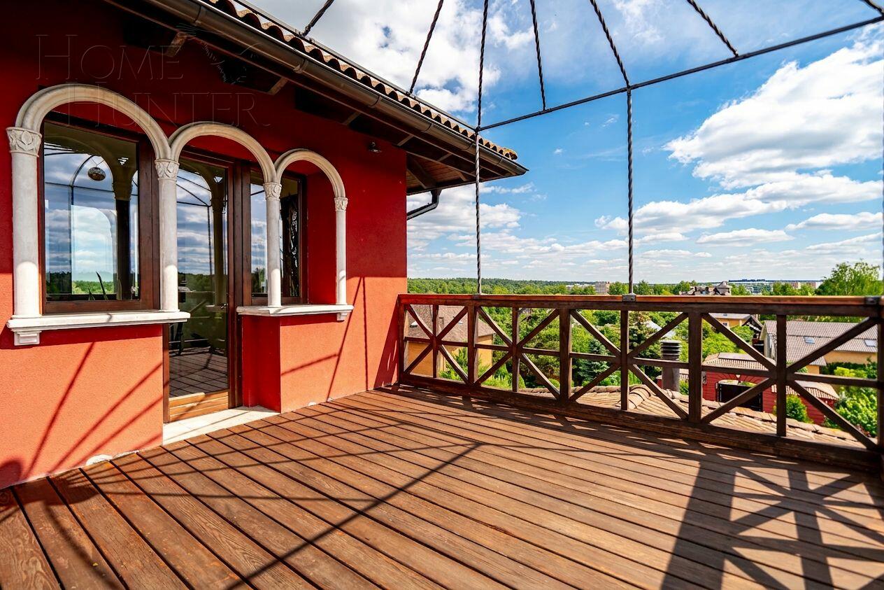 2-этажный коттедж 350 м² с отделкой