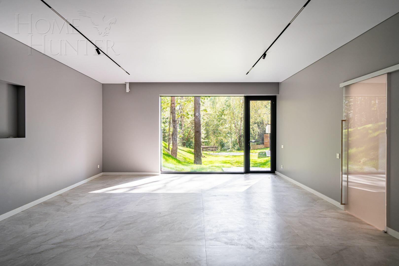 2-этажный коттедж 650 м² с отделкой