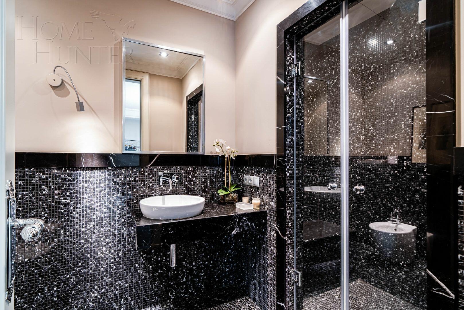 2-этажный коттедж 700 м² с отделкой