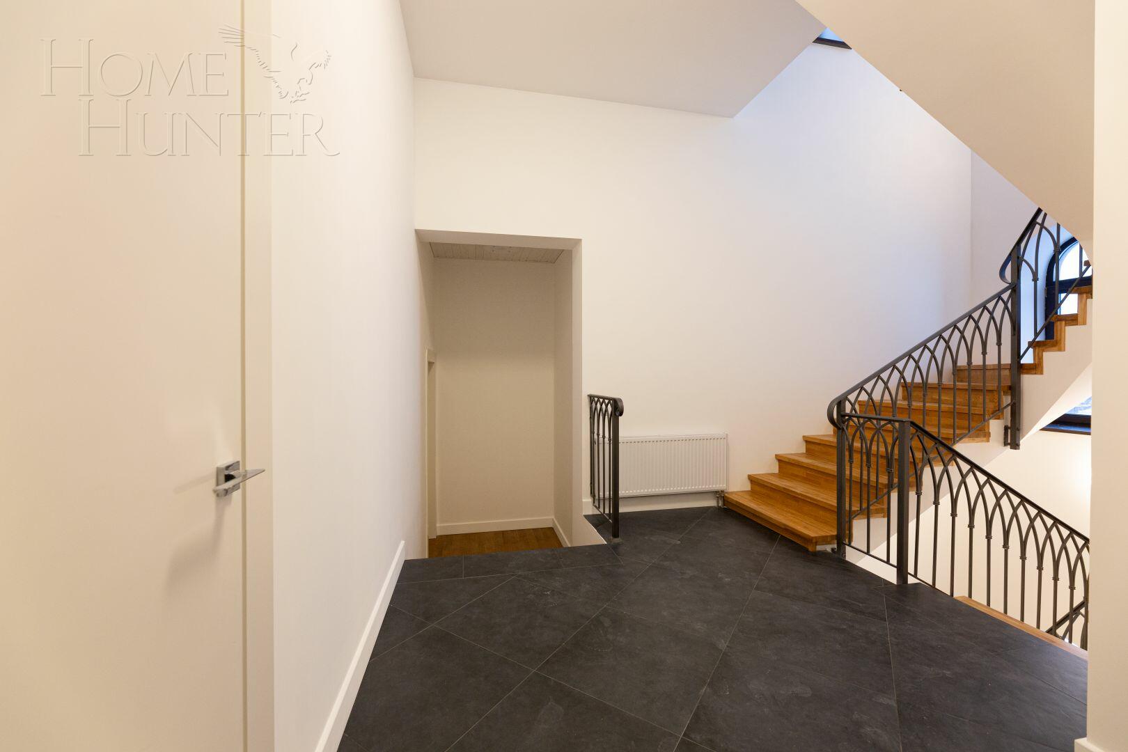 2-этажный коттедж 375 м² с отделкой
