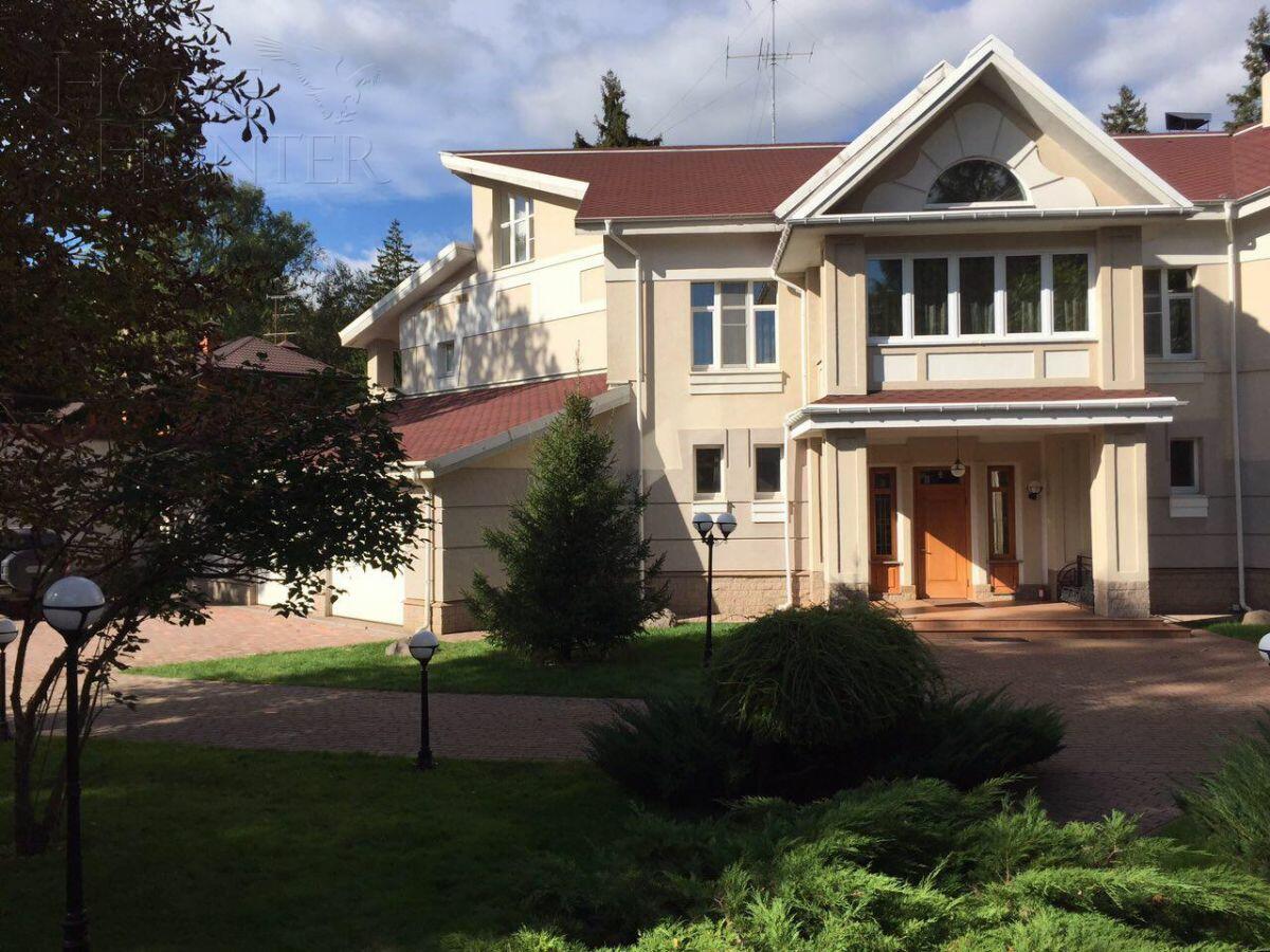 2-этажный коттедж 1 460 м² с отделкой