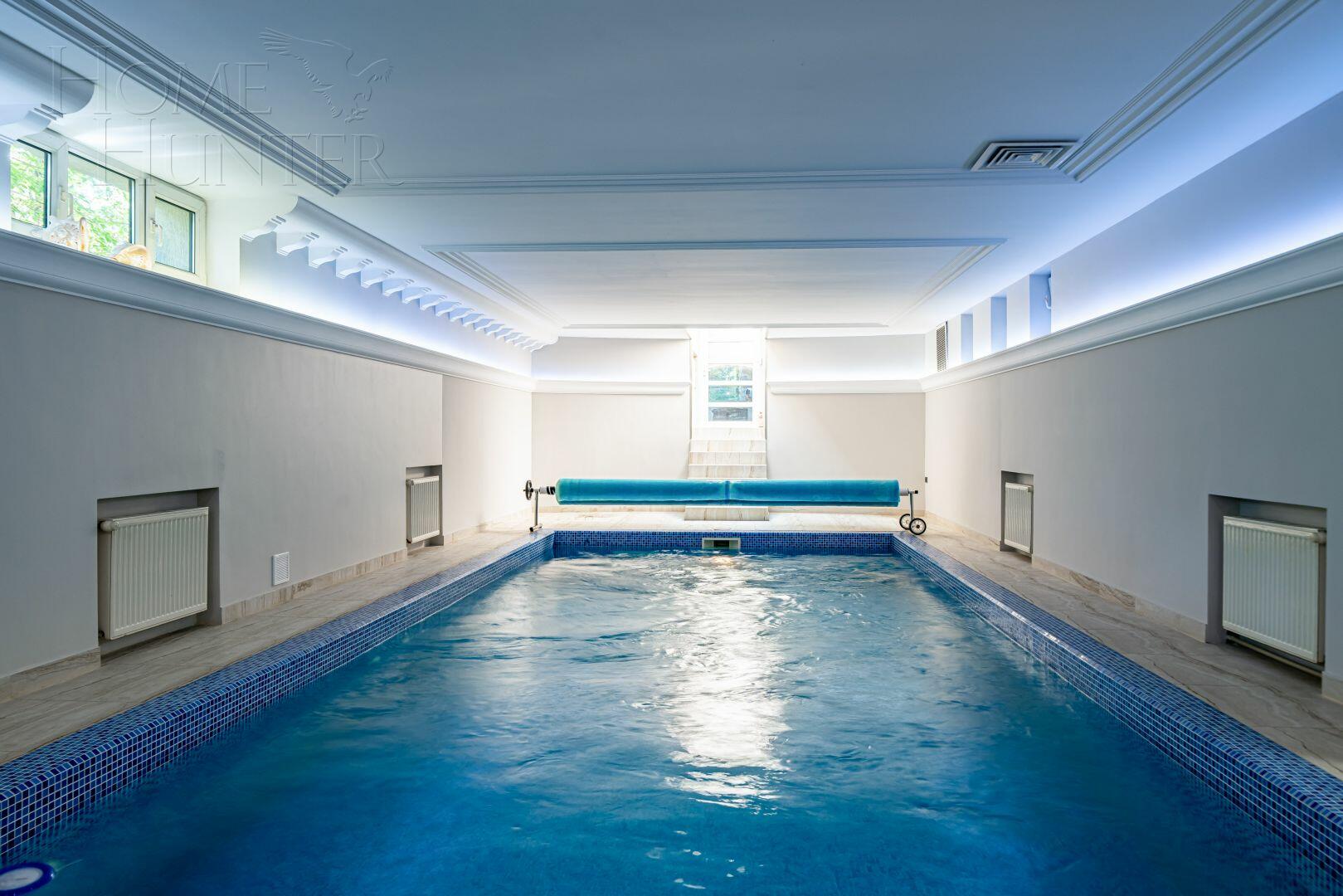 2-этажный коттедж 850 м² с отделкой