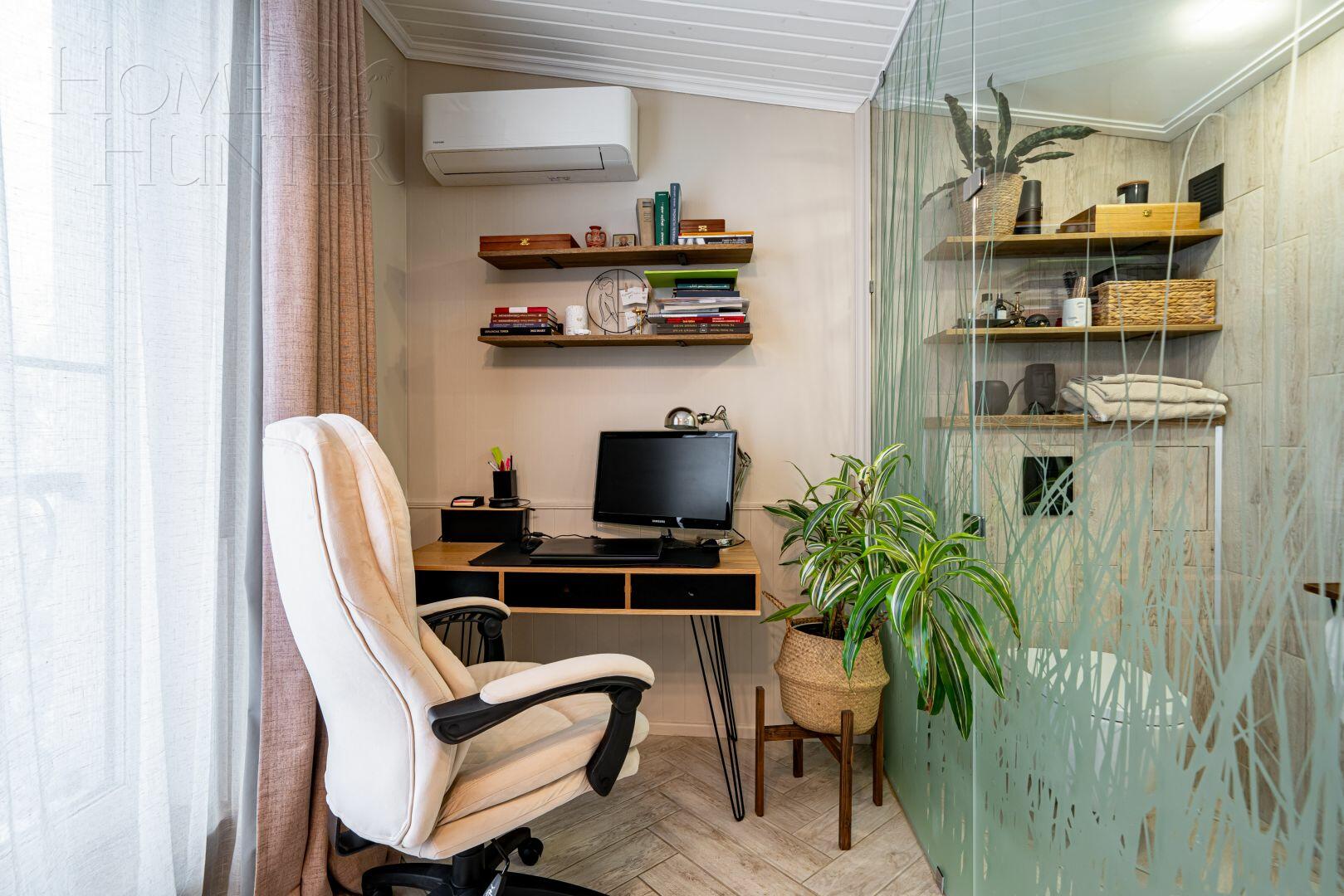 3-этажный коттедж 300 м² с отделкой