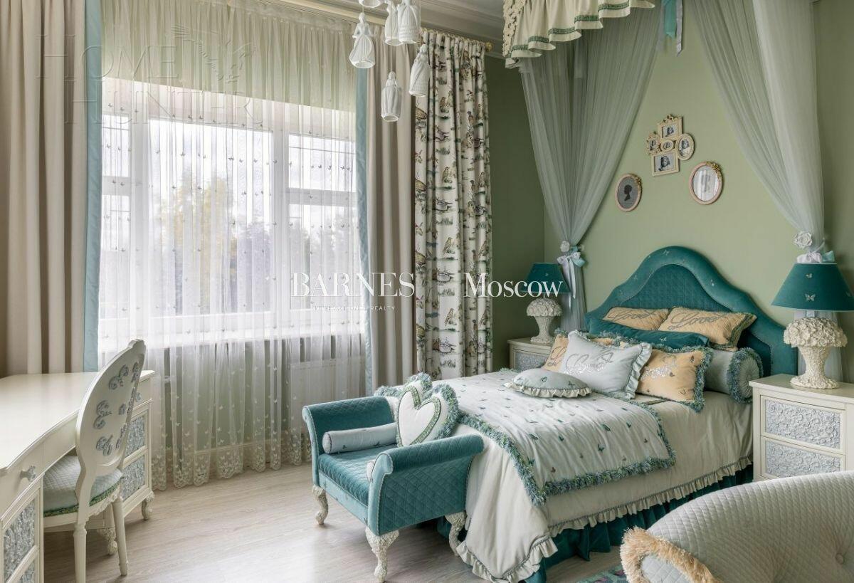 2-этажный коттедж 900 м² с отделкой