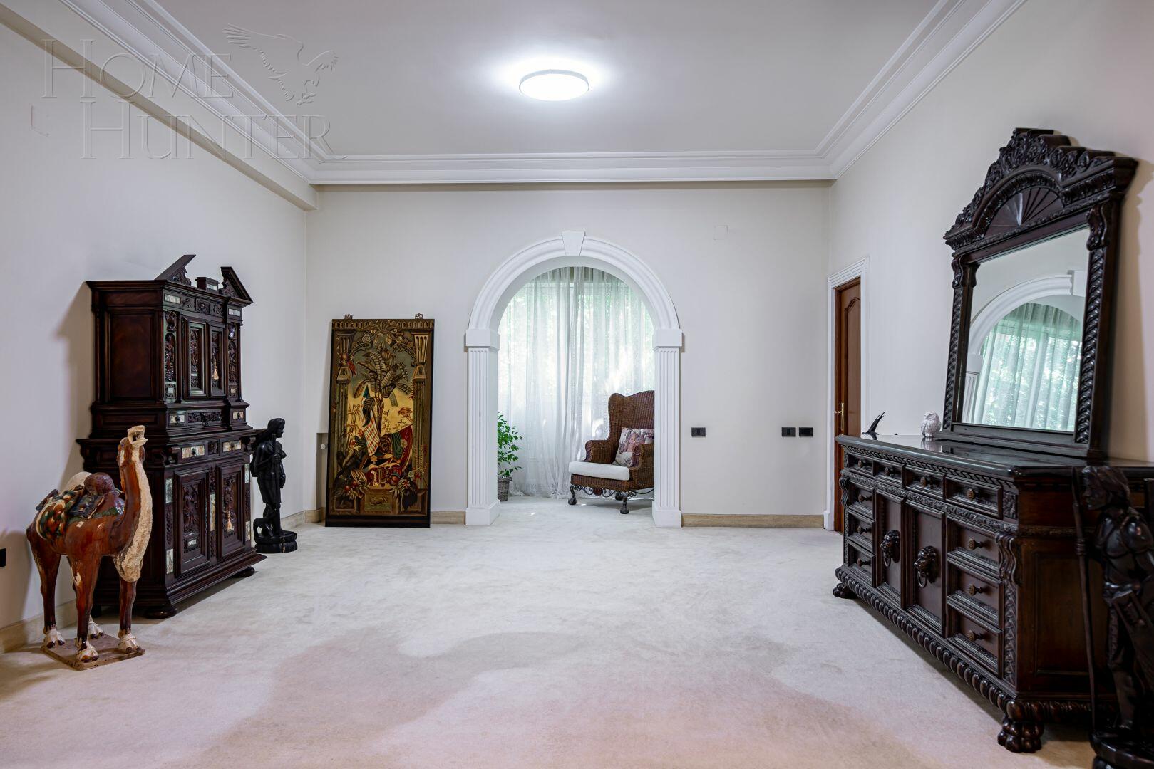 2-этажный коттедж 850 м² с отделкой