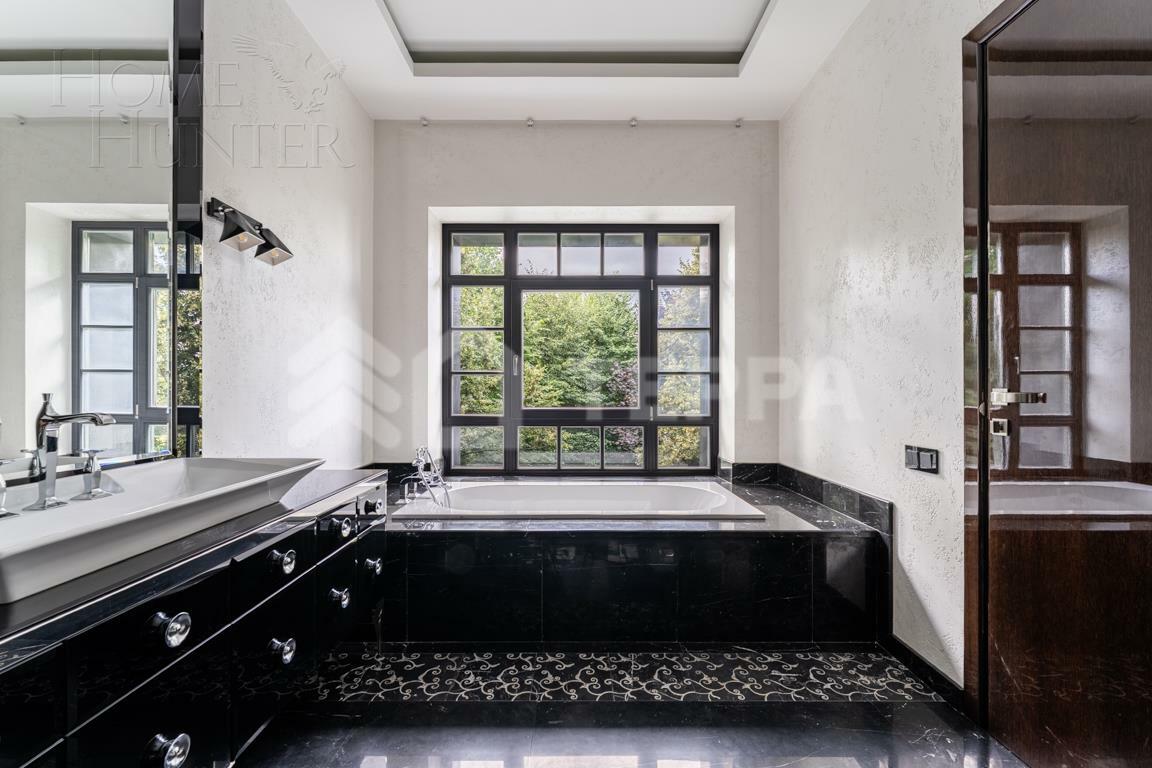 2-этажный коттедж 750 м² с отделкой