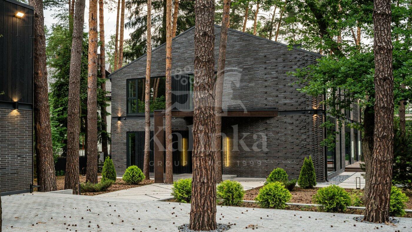 2-этажный коттедж 520 м² с отделкой