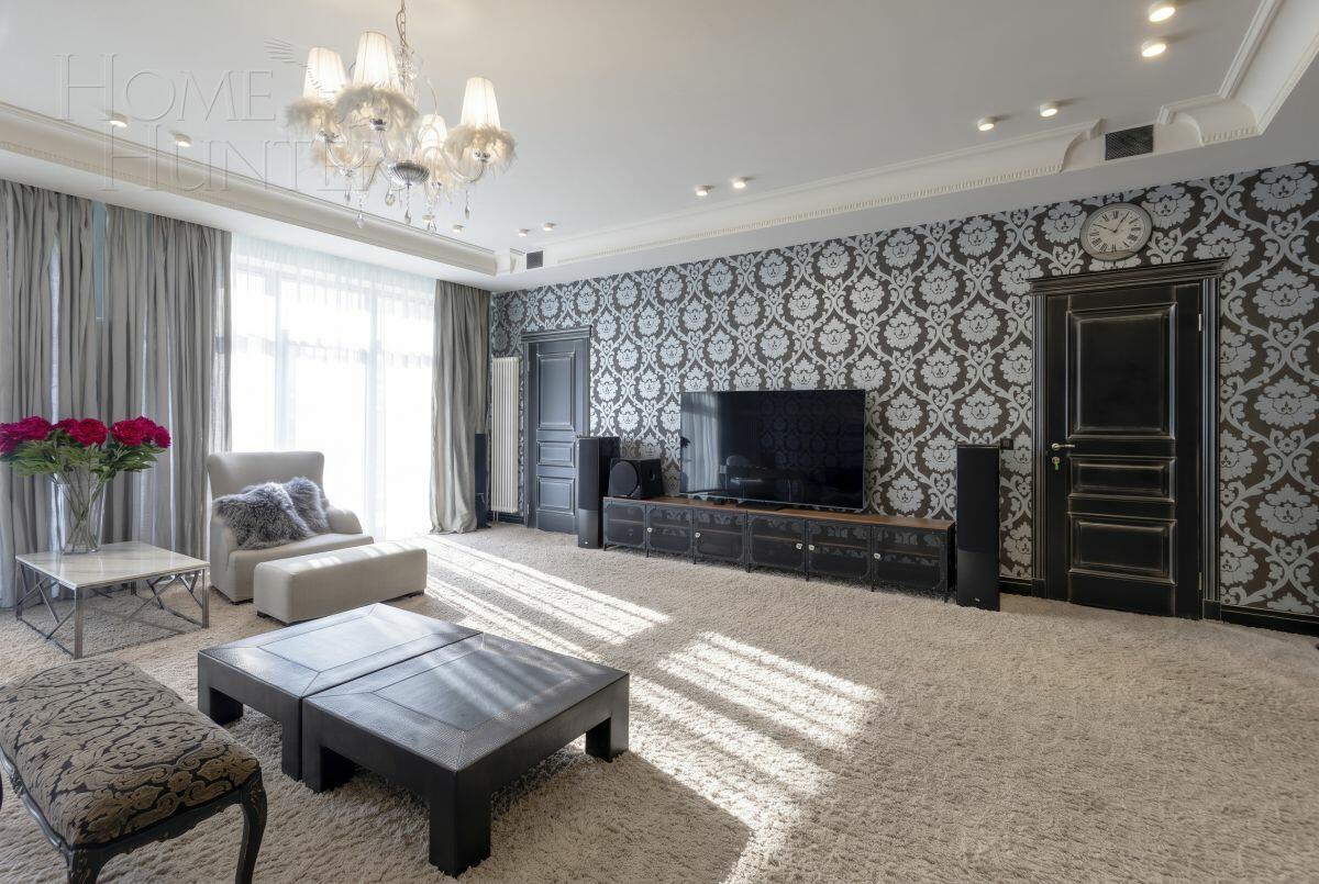 2-этажный коттедж 640 м² с отделкой