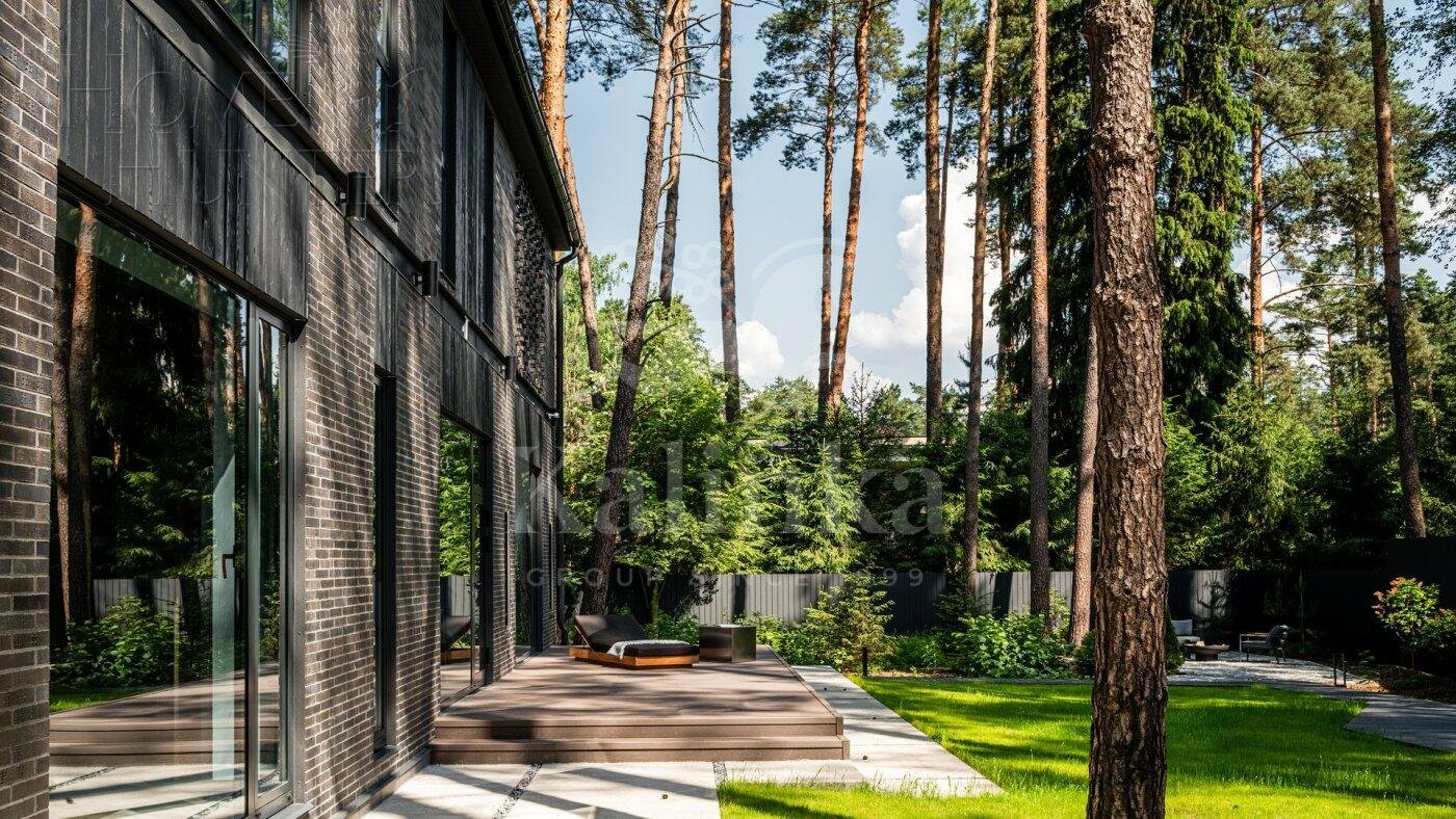 2-этажный коттедж 520 м² с отделкой