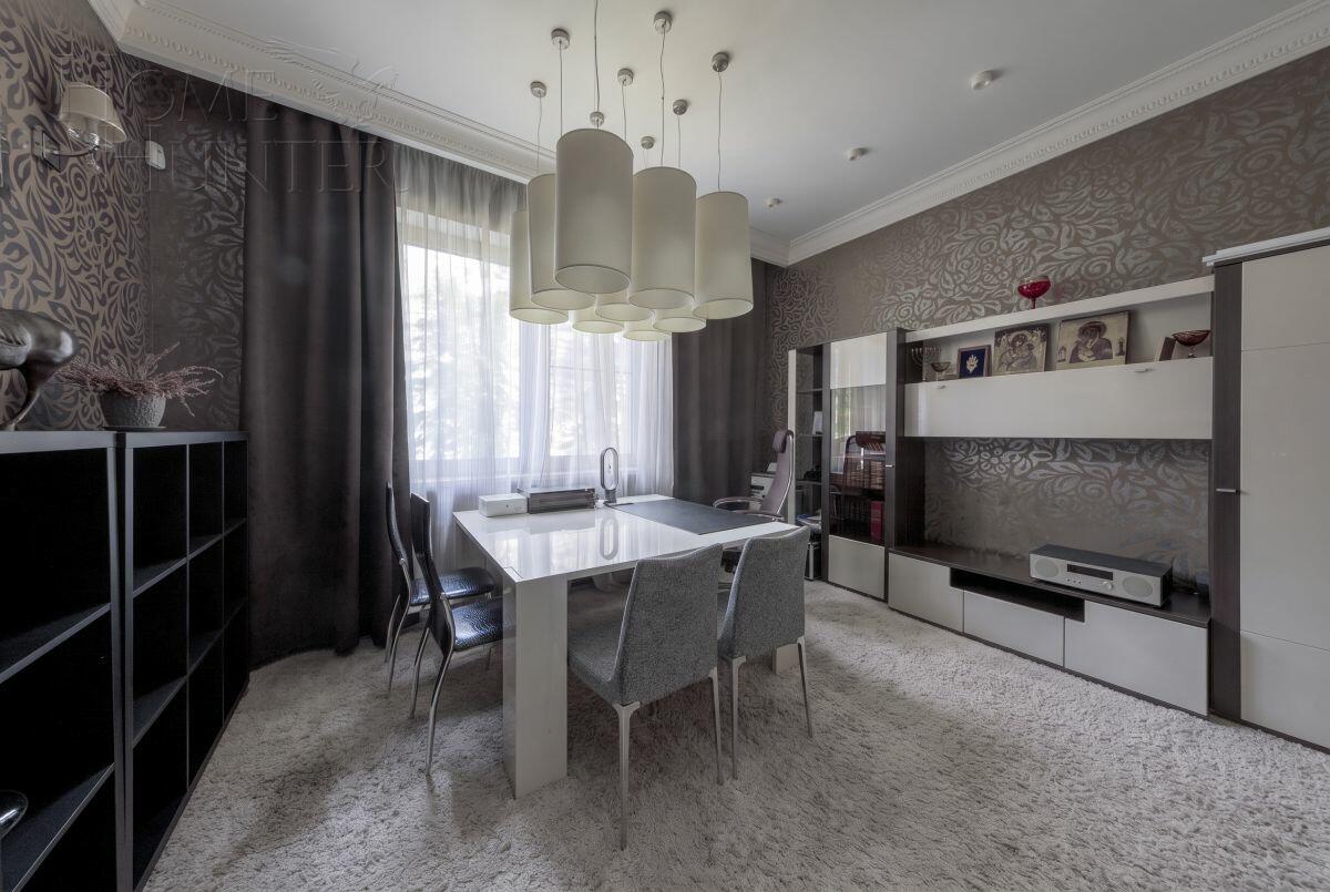 2-этажный коттедж 640 м² с отделкой