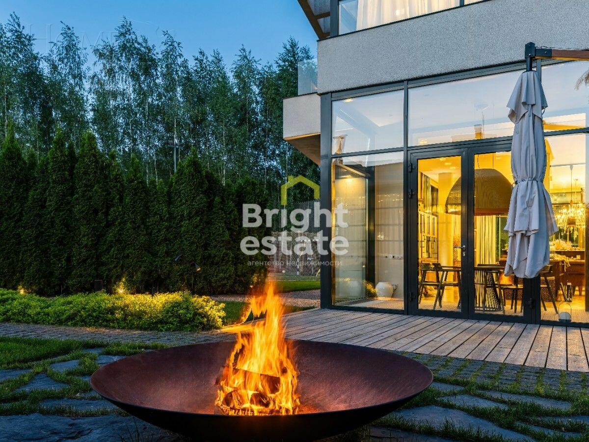 2-этажный коттедж 1 624 м² с отделкой