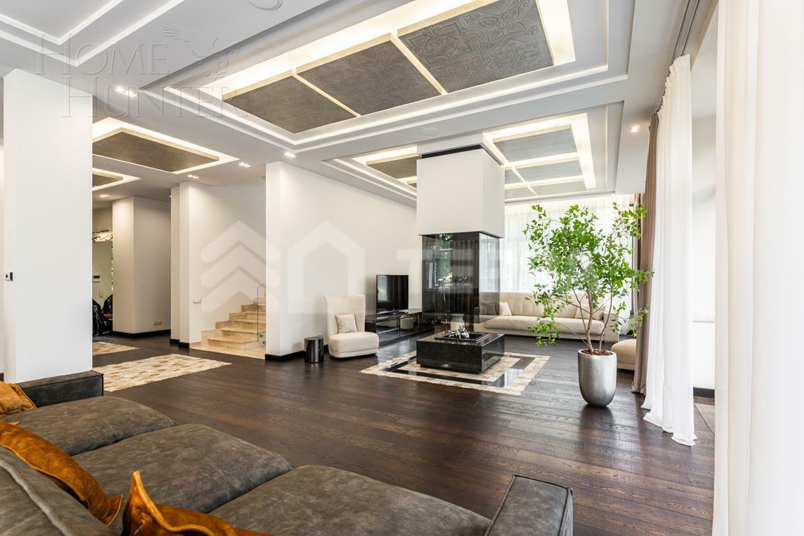 2-этажный коттедж 750 м² с отделкой