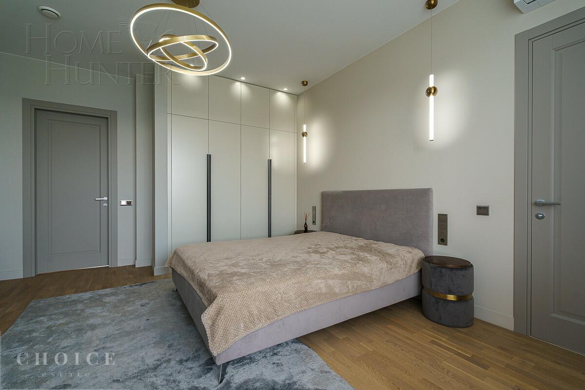 2-этажный коттедж 300 м² с отделкой