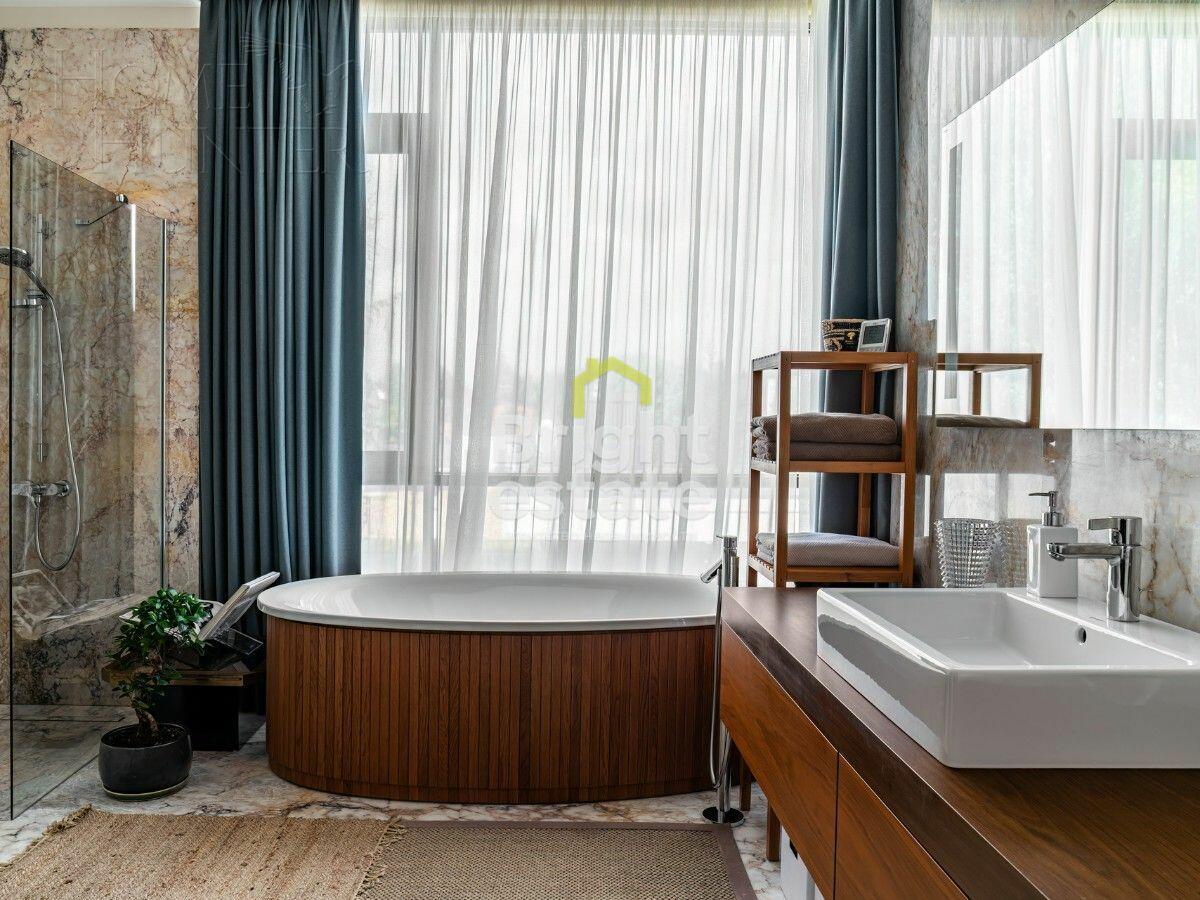2-этажный коттедж 1 624 м² с отделкой