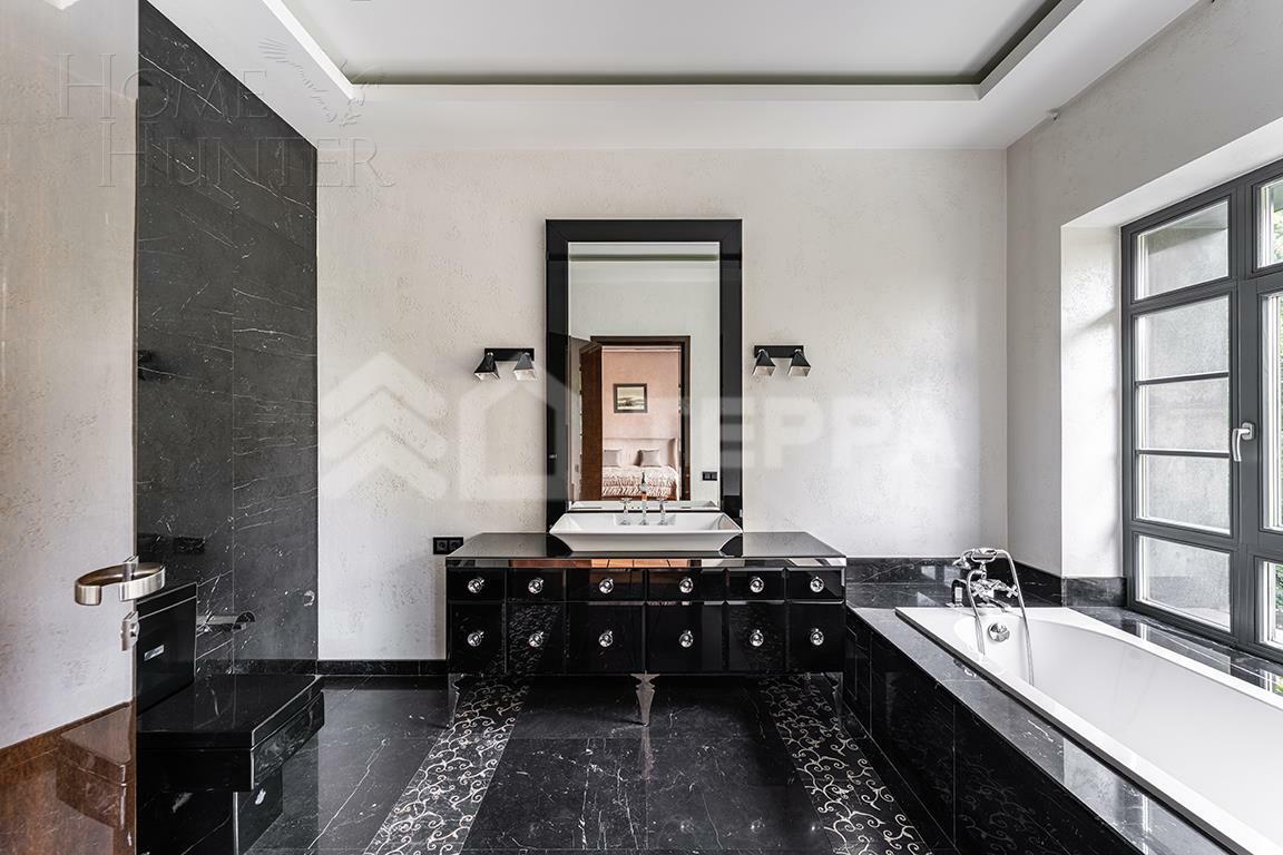 2-этажный коттедж 750 м² с отделкой