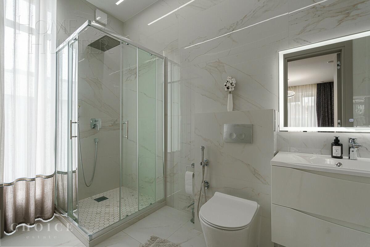 2-этажный коттедж 300 м² с отделкой