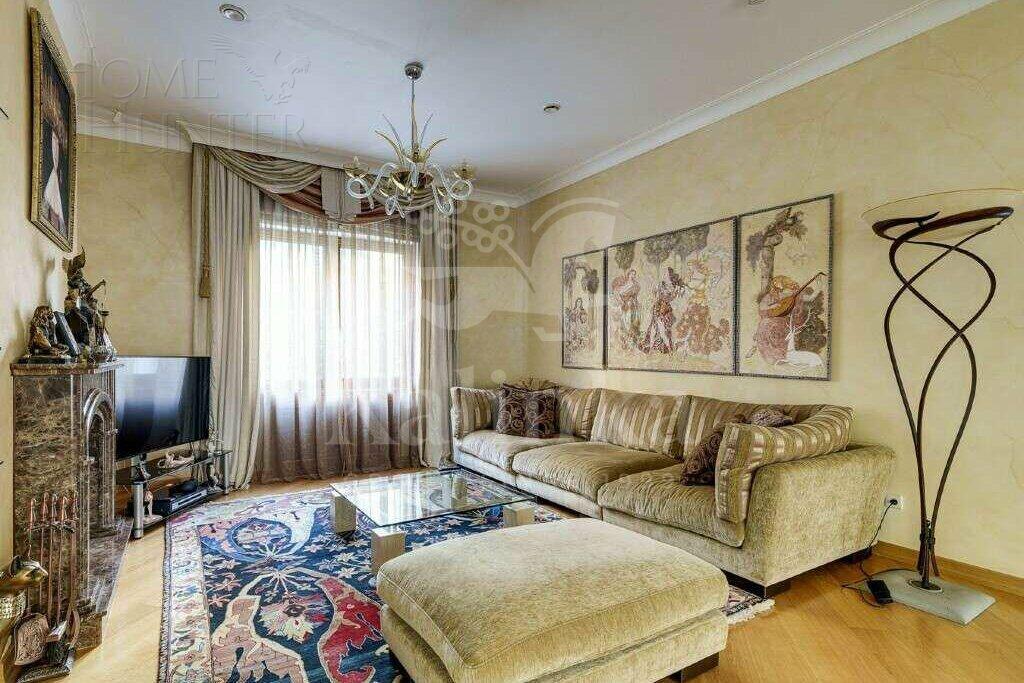 2-этажный коттедж 1 416.2 м² с отделкой