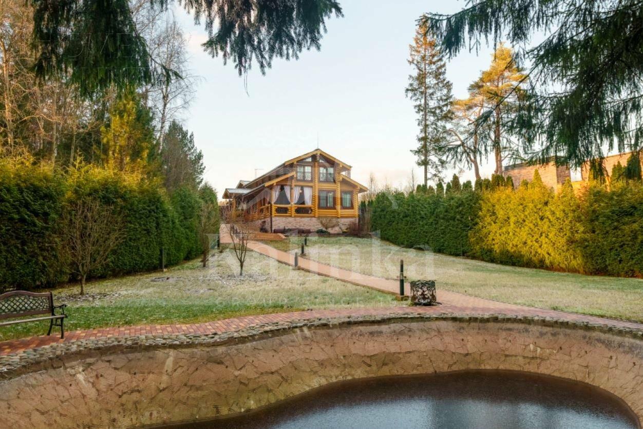 2-этажный коттедж 1 416.2 м² с отделкой