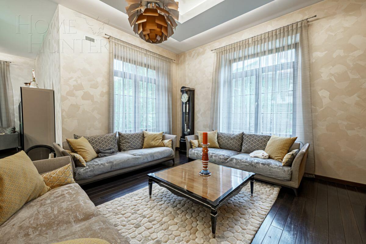2-этажный коттедж 690 м² с отделкой