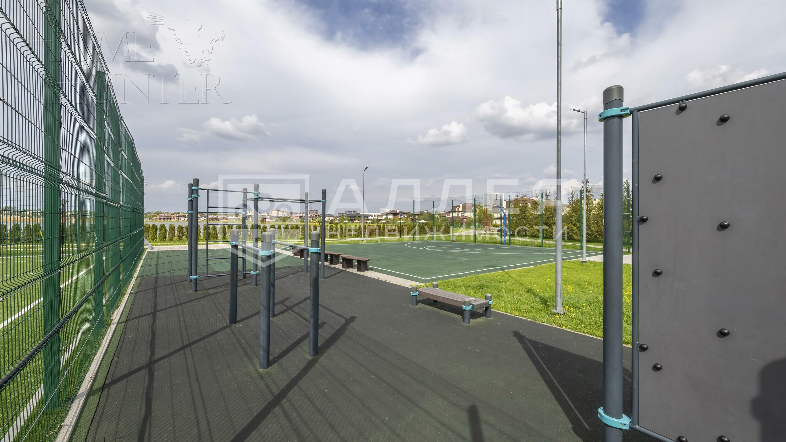 2-этажный коттедж 240 м² с отделкой