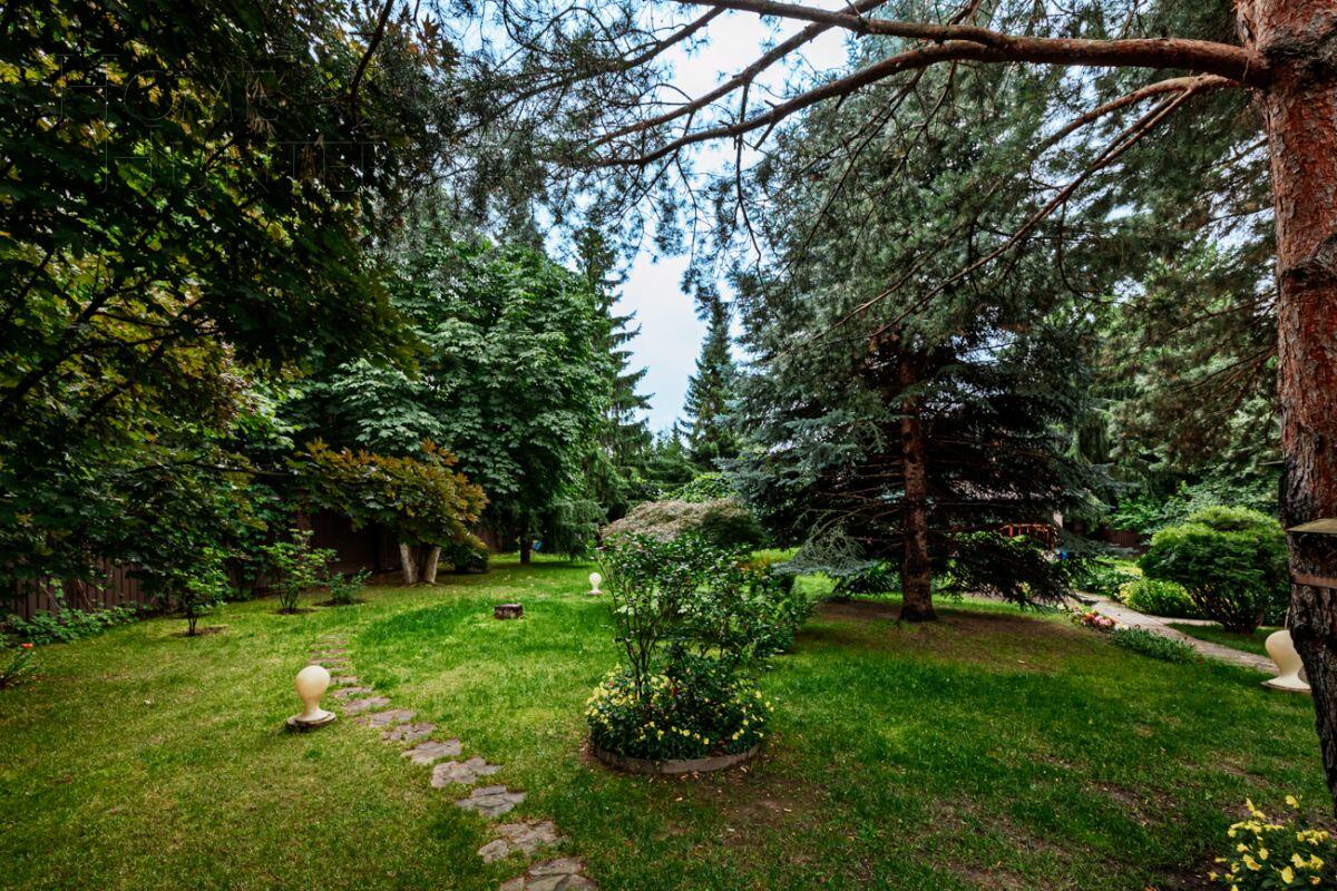 2-этажный коттедж 690 м² с отделкой