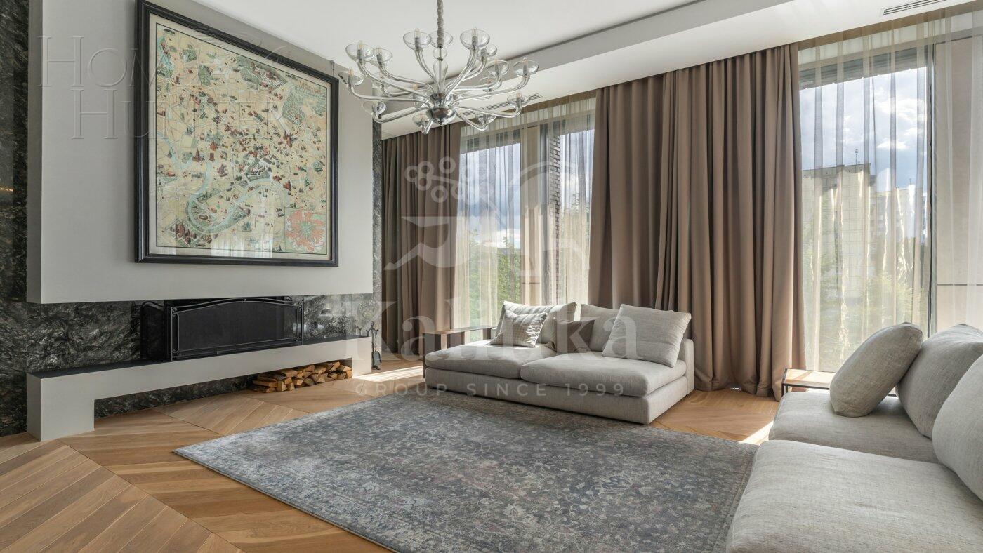 5-КОМН. КВАРТИРА С ОТДЕЛКОЙ 212.9 М² НА 3 ЭТАЖЕ
